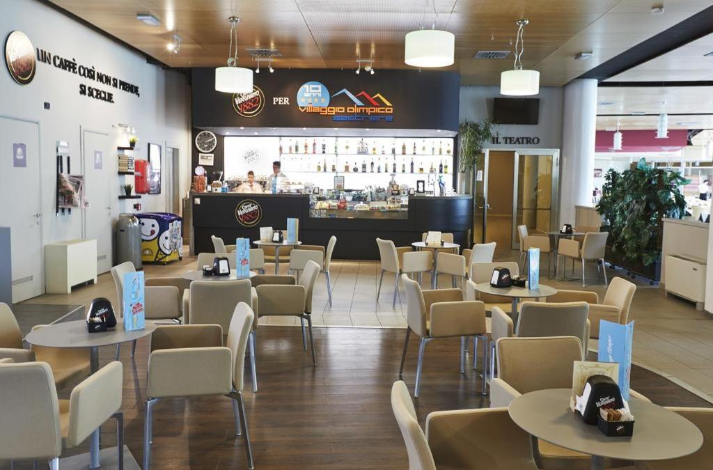 Attico Villaggio Olimpico Colle Sestriere Eksteriør bilde